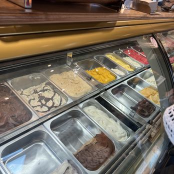 Amorino - Ice Cream & Frozen Yogurt Near Me - Prague, Puerto Rico