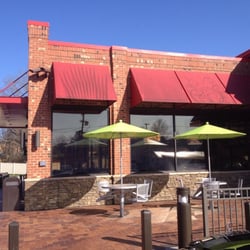 Sheetz - Patio area