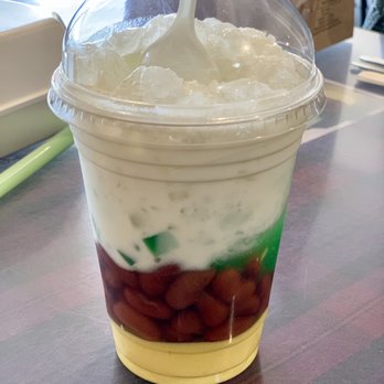 Dalat Restaurant - Che 3 Mau (3 Color Dessert) - Vietnamese Near Me - Worcester, Massachusetts