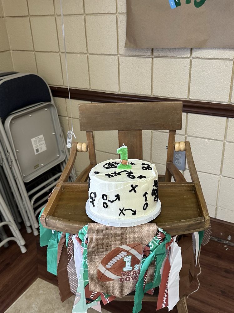 Food from Mad Hatter Cupcake Shop