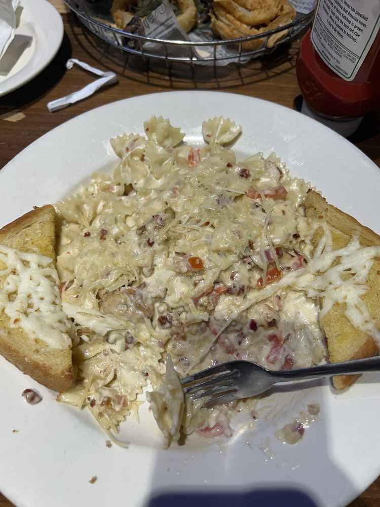 Teddy Jack's Armadillo Grill