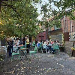 Cafe Stella - Outside / outdoor seating in the back