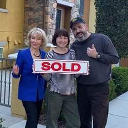 Elena Wyman - My happy Buyers