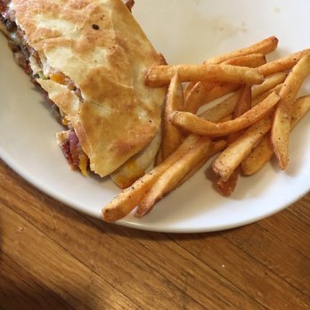 Applebee's Grill + Bar - Quesadilla burger and I had the clubhouse grille - American Near Me - York, Pennsylvania Applebee's Grill + Bar - Quesadilla burger and I had the clubhouse grille - American Near Me - York, Pennsylvania