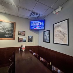 Vito's Pizza Bar & Grill