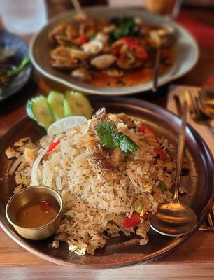 Pii Nong Thai Yonge - Eatery & Experience by null