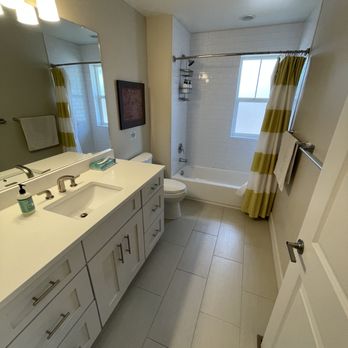5280 Cleaning Specialists - Bathroom deep clean - Home Cleaning Near Me