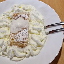 Hochalp-Hütte - Topfenstrudel