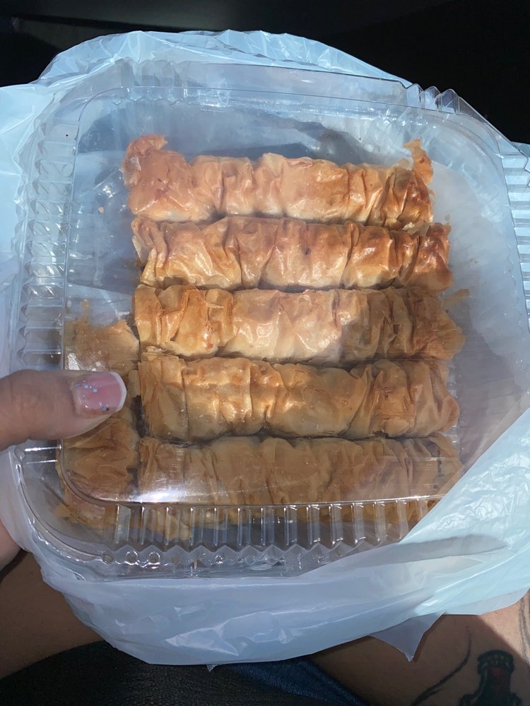 BREAD BASKET BAKERY 10 Photos & 26 Reviews 2418 E Ashlan Ave