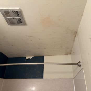 Deep House Cleaning - Bathroom before - Home Cleaning Near Me Deep House Cleaning - Bathroom before - Home Cleaning Near Me