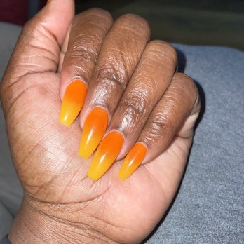 Allure Nails - Peach and mustard umbre nail set done by yours truly Natalie from Allure Nails in Mac Arthur  Irving - Nail Salons Near Me - Irving, Texas