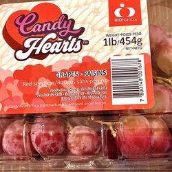Double Deals - "Candy Hearts" grapes in good condition. Fantastic...