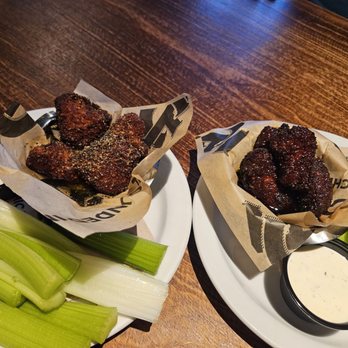 Chicago Fire - Roseville - Boneless wings. - Pizza Near Me - Roseville, California