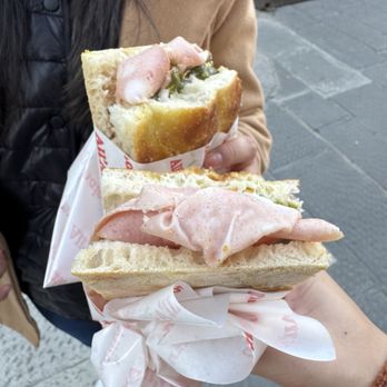 All'Antico Vinaio - Paradiso - Sandwiches Near Me - Florence, FI All'Antico Vinaio - Paradiso - Sandwiches Near Me - Florence, FI