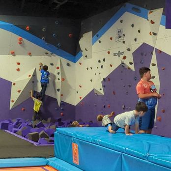 Altitude Trampoline Park - Rock wall - Trampoline Parks Near Me - Vista, California Altitude Trampoline Park - Rock wall - Trampoline Parks Near Me - Vista, California