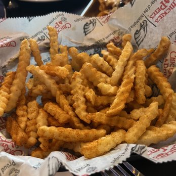 Chickie's & Pete's - Sports Bars Near Me - Bordentown, New Jersey