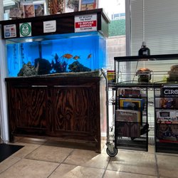 Leo Montegrande Tax Services - lobby