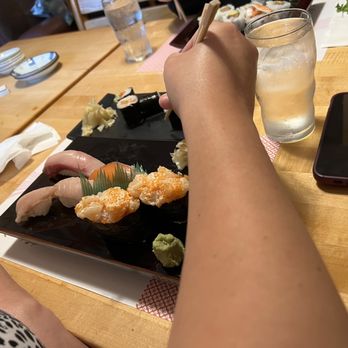 Izumi - A la cart Sushi Platter - Sushi Bars Near Me - Kirkland, Washington