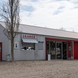 Granor Farm - Granor Farm.(keepsmilingphoto.com)