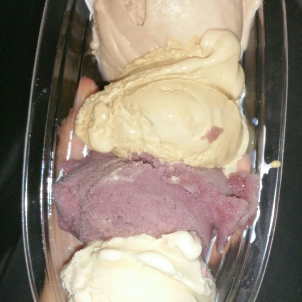 Cap’s Ice Cream - The "flight option." Great choice for a hungry (and indecisive) customer! - Ice Cream & Frozen Yogurt Near Me - Mount Prospect, Illinois Cap’s Ice Cream - The "flight option." Great choice for a hungry (and indecisive) customer! - Ice Cream & Frozen Yogurt Near Me - Mount Prospect, Illinois