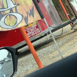 El Pollo Famoso - This taco truck is on the corner of Niles & Morning Dr.
