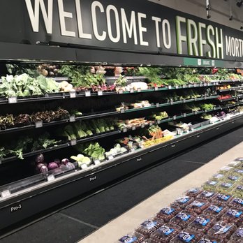 Amazon Fresh - Fresh foods aisle - Grocery Near Me - Morton Grove, Illinois