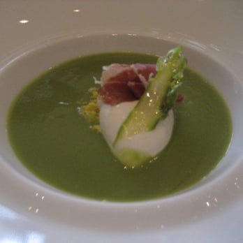 Domaine Les Crayères - Creme d'Aperge Verte, Quenelle de Faisselle au Jambon Ibaiona, Louis Roederer Blanc de Blancs Millesime 2004 - Hotels Near Me - Reims, 51 Domaine Les Crayères - Creme d'Aperge Verte, Quenelle de Faisselle au Jambon Ibaiona, Louis Roederer Blanc de Blancs Millesime 2004 - Hotels Near Me - Reims, 51