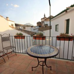 Casa Baños de la Villa - Terraza Historias de Armonía