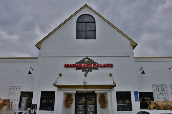 Maharani Palace Fine Indian Cuisine & Bar by null