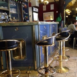 Cafe Castello - The bar