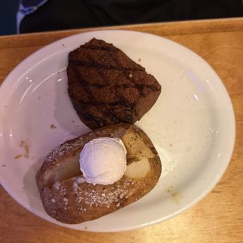 Texas Roadhouse - Steakhouses Near Me - Miramar, Florida