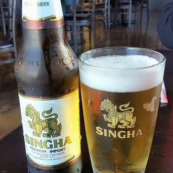Jasmine Thai Restaurant - Singha beer in cold glass - Thai Near Me - Destin, Florida