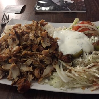 Hamza Kebab - Hähnchen Döner Teller mit Reis, Salat, und Tzatzikisoße - Turkish Near Me - Hamburg, HH