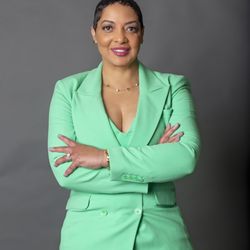 Collaborating Minds - Dr. Chasity J. Carswell, DNP, MSN, APRN, FNP-C, PMHNP-BC