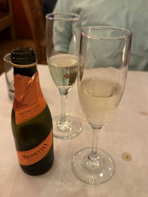 Bistro LeRoux by null