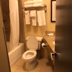 Holiday Inn Cleveland-S Independence - Bathroom
