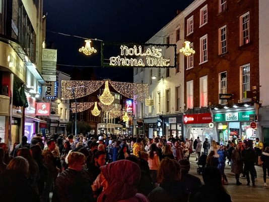 Grafton Street by null