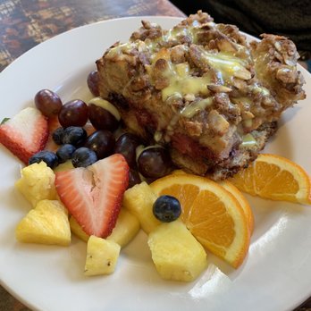 Betty's - Cannoli French Toast Casserole - New American Near Me - Buffalo, New York
