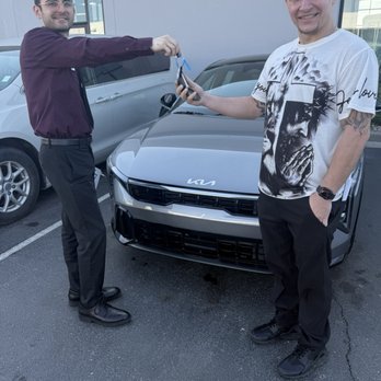 Andy Mohr Kia - Terry new car and Parker - Auto Repair Near Me - Avon, Indiana