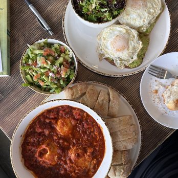 Roladin Restaurant - Mediterranean Near Me - Reseda, California