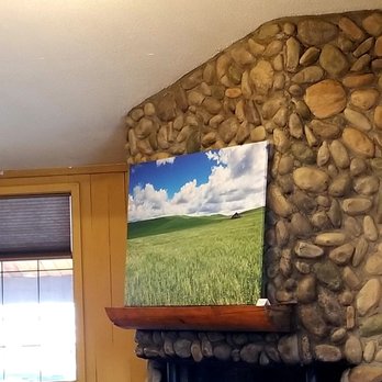 Birch & Barley - Cute decorations. - American Near Me - Pullman, Washington