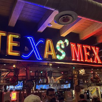 Lupe Tortilla Mexican Restaurant - neon sign - Mexican Near Me - Missouri City, Texas