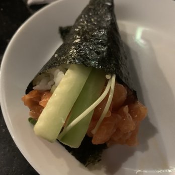 OHO Sushi Studio - Spicy tuna hand roll - Sushi Bars Near Me - Long Beach, California OHO Sushi Studio - Spicy tuna hand roll - Sushi Bars Near Me - Long Beach, California