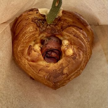 Highlight Coffee - Forgot the name of it, but it was a ham pastry and it was so delicious! - Coffee & Tea Near Me - Pasadena, California