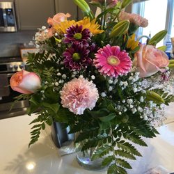 Yutzie Steve Floral