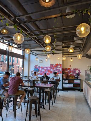 Paulie Gee's Wicker Park by null