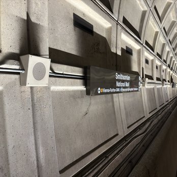 Smithsonian Metro Station - Train Stations Near Me - Washington, DC, District of Columbia Smithsonian Metro Station - Train Stations Near Me - Washington, DC, District of Columbia
