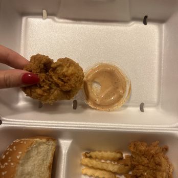 Raising Cane's Chicken Fingers - Fast Food Near Me - Phoenix, Arizona Raising Cane's Chicken Fingers - Fast Food Near Me - Phoenix, Arizona
