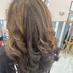 SH Salon