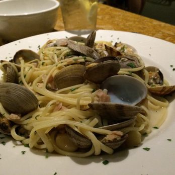 Gale's - Clams linguini - Italian Near Me - Pasadena, California Gale's - Clams linguini - Italian Near Me - Pasadena, California